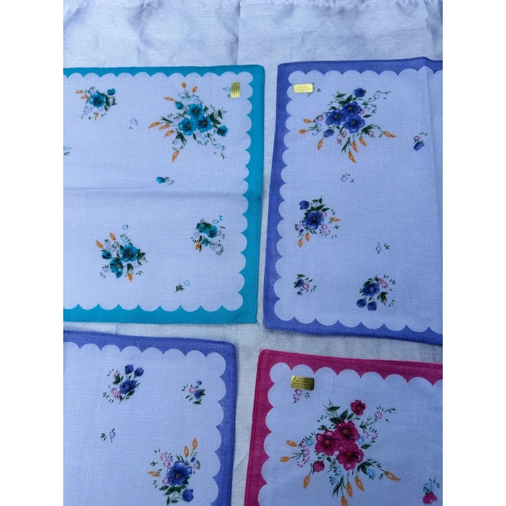 Set of 4 Vintage Floral Cotton Handkerchiefs Scalloped Edge Pink Blue